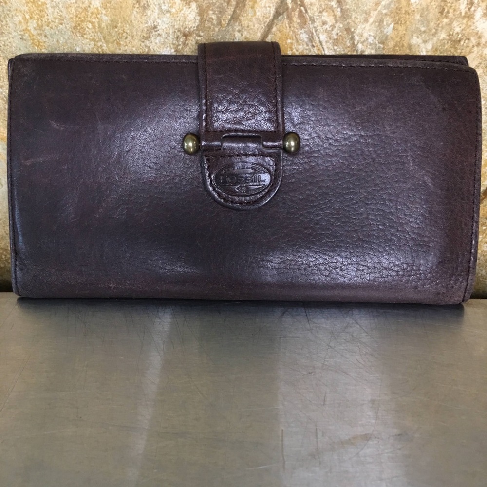 Fossil brand checkbook wallet